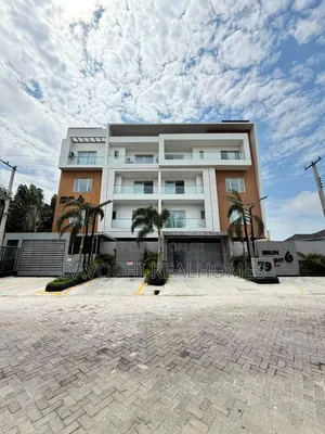 2bdrm Apartment in Lekki Phase 1 for sale