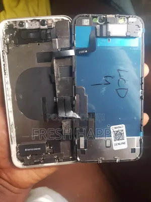 Apple iPhone 11 64 GB White