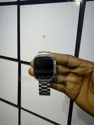 Apple Iwatch Ultra 1
