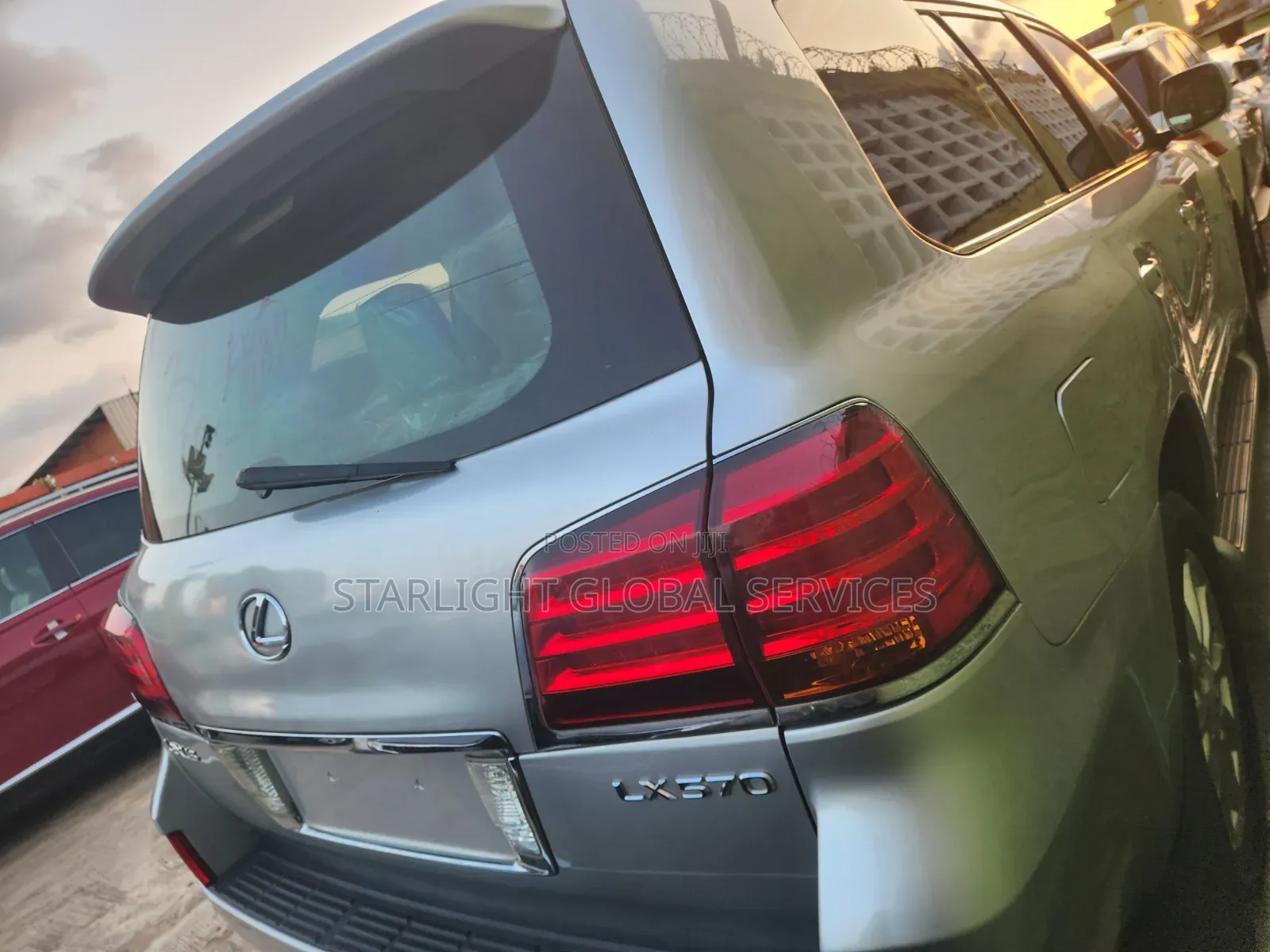 Lexus LX 570 2010 Silver