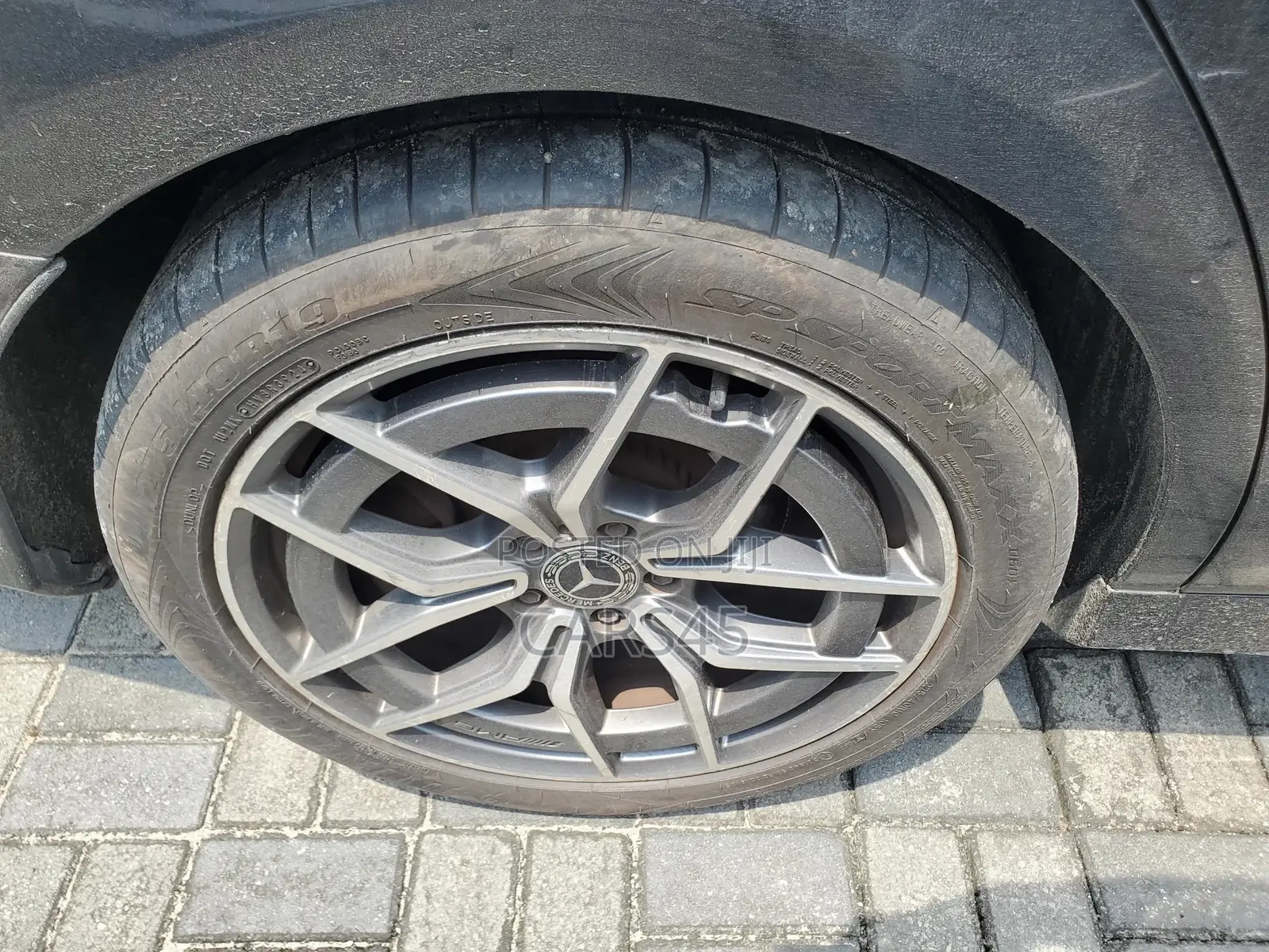 Mercedes-Benz E350 2022 Black