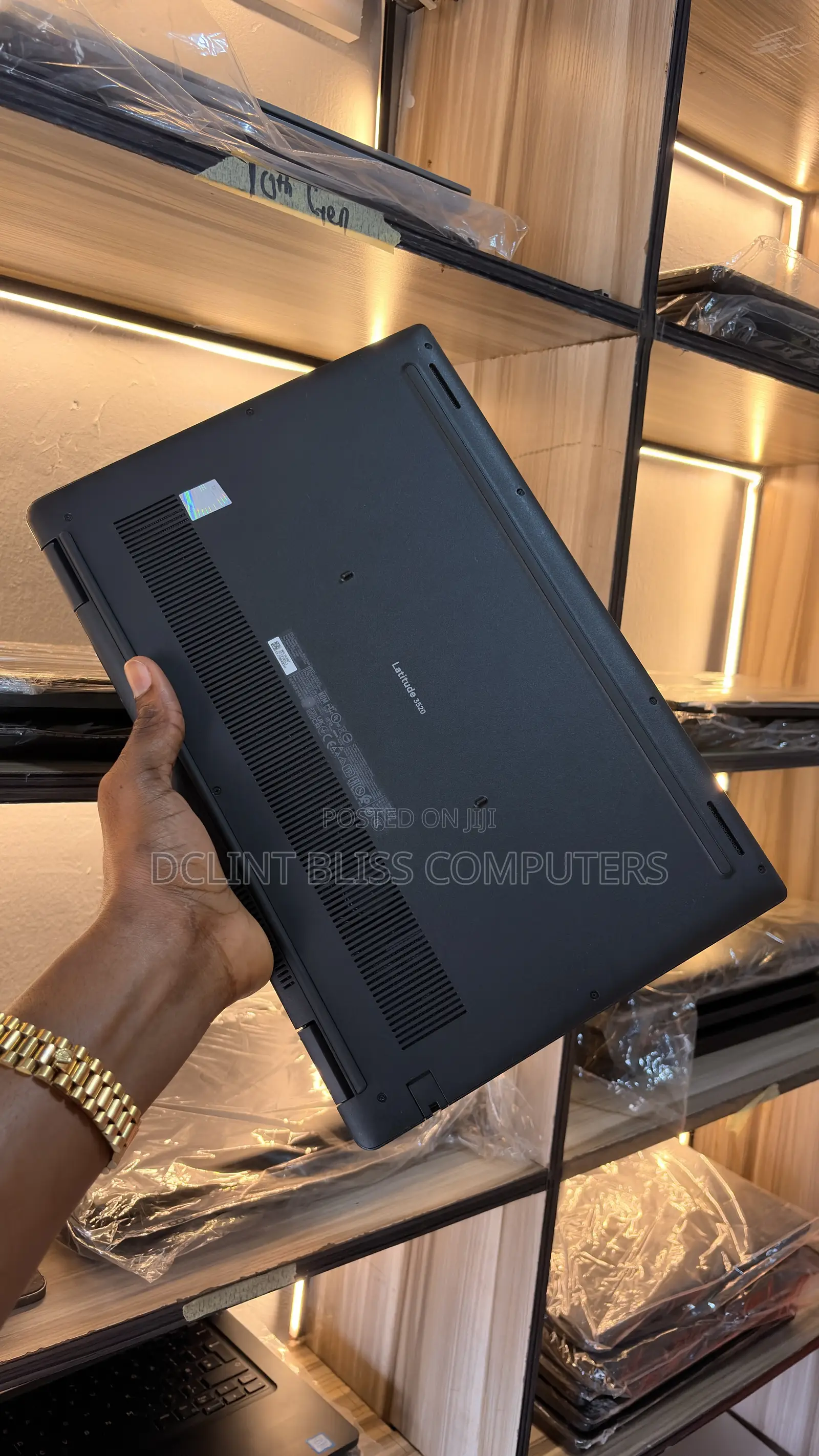 Laptop Dell Latitude 3520 16GB Intel Core i7 SSD 256GB