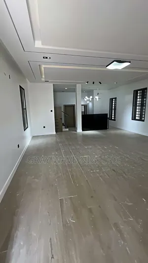 4bdrm Duplex in Life Camp for rent