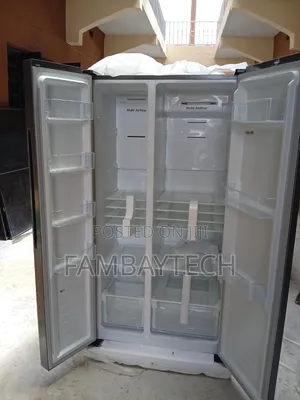 New Hisense Double-Door Fridge Freezer 518 Liters
