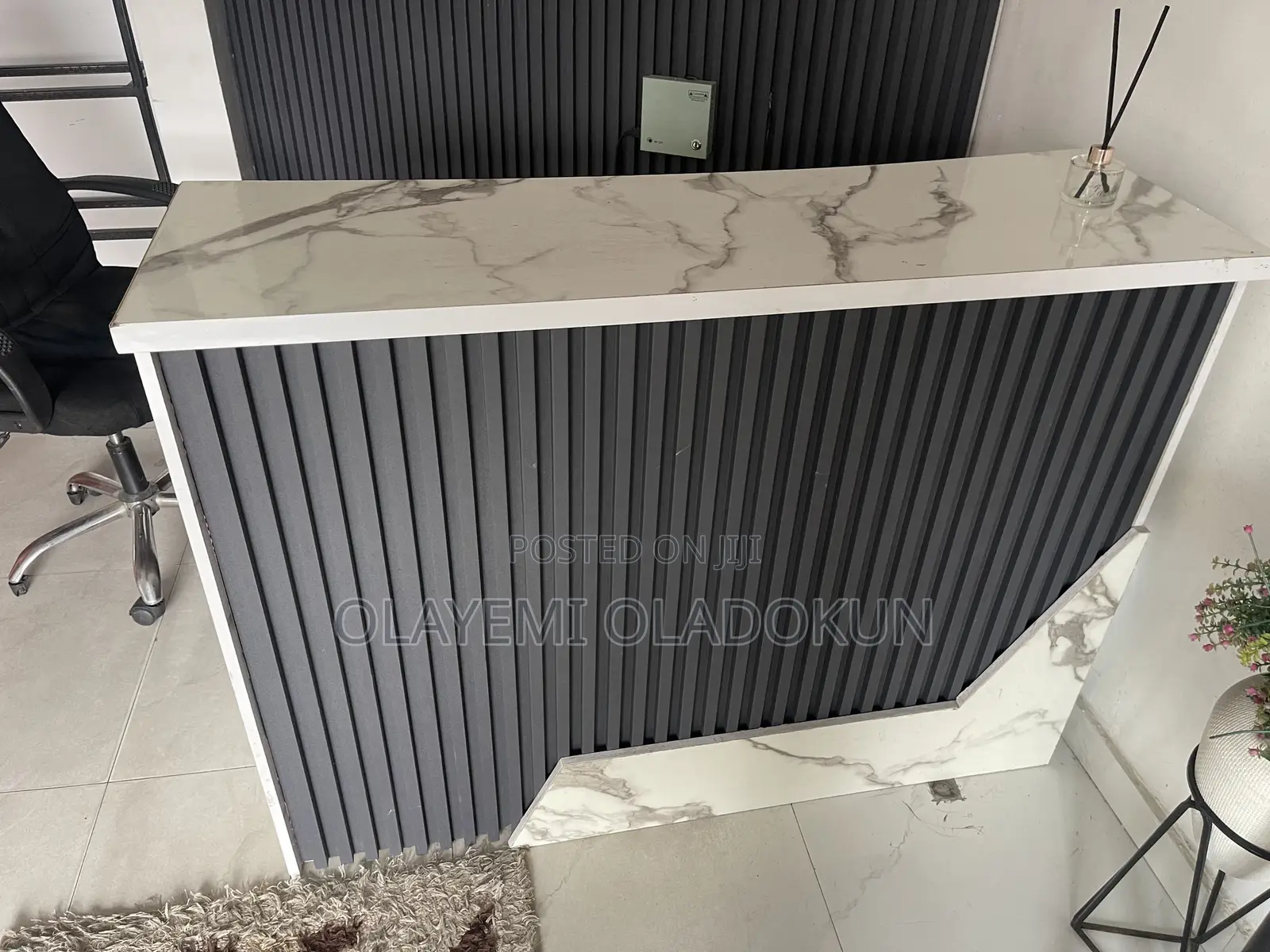 Receptionist Table
