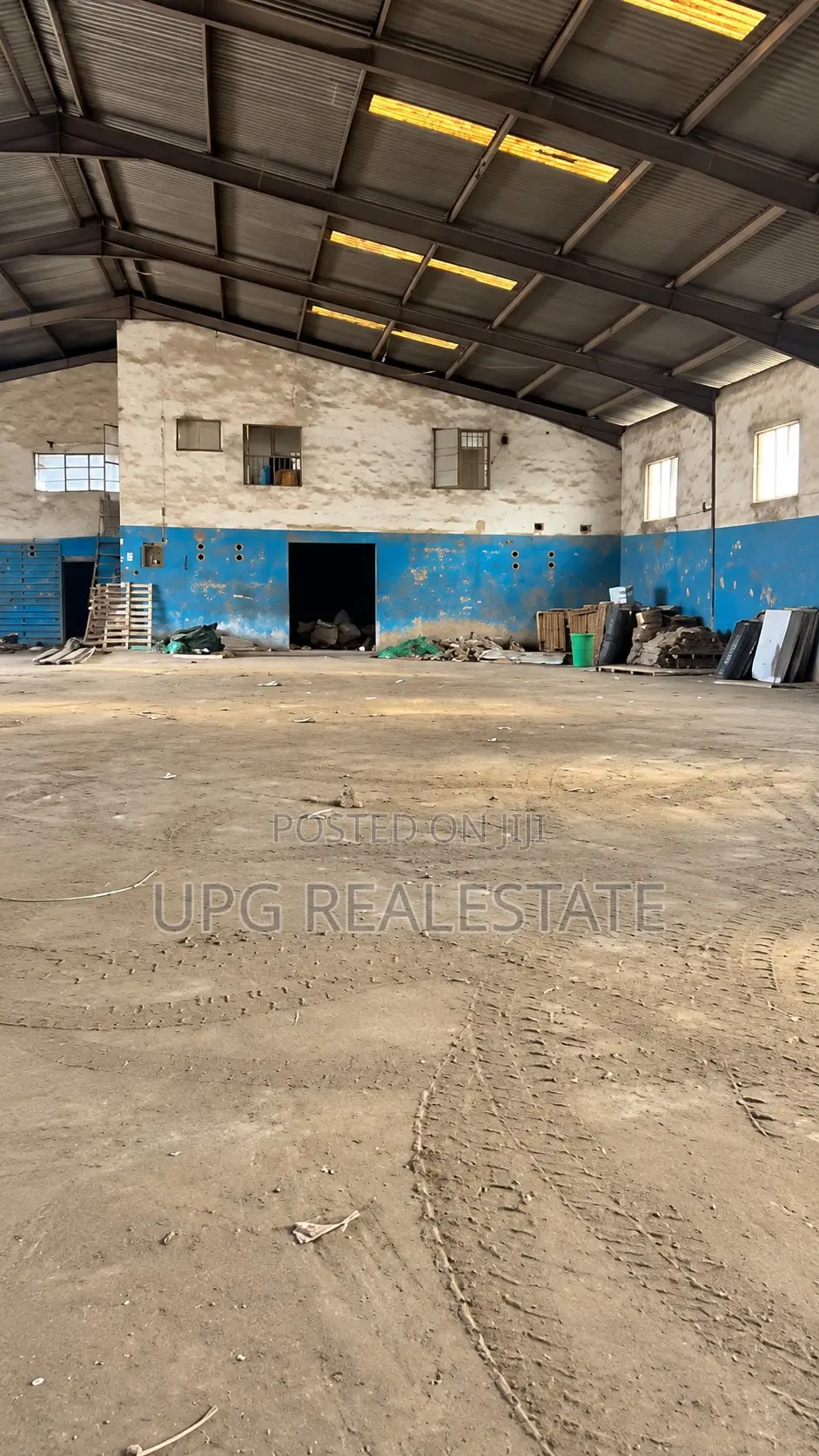 Spacious Warehouse