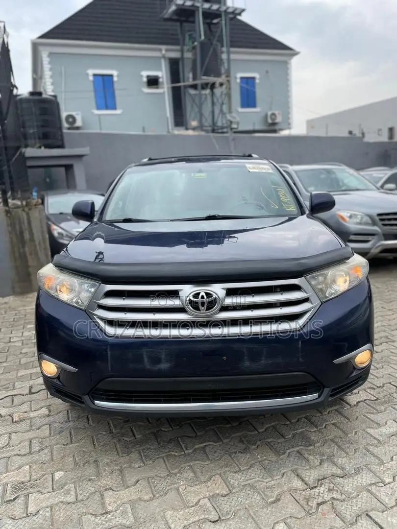 Toyota Highlander 2013 Blue