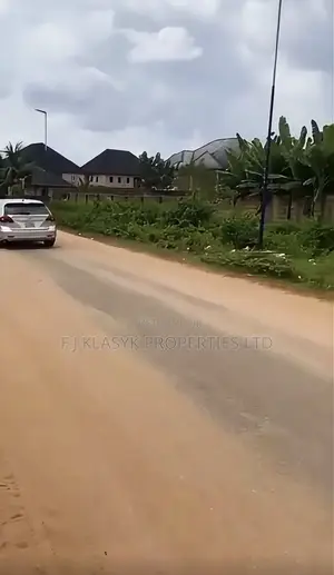 200 by 300ft Land for Sale