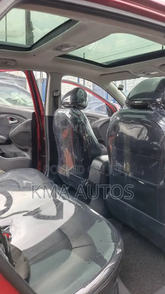 Hyundai Ix35 2011 Red
