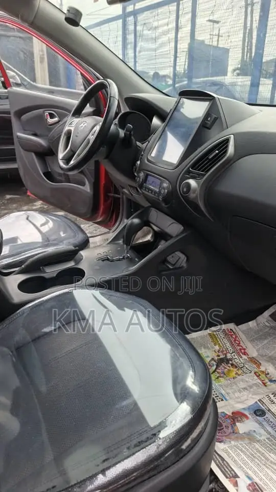 Hyundai Ix35 2011 Red
