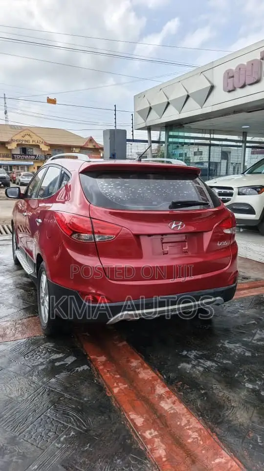 Hyundai Ix35 2011 Red