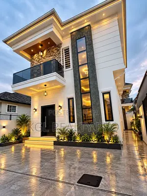 4bdrm Duplex in Ikota Villa for sale