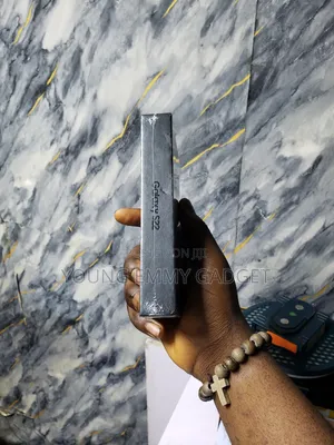 New Samsung Galaxy S22 5G 128 GB Black