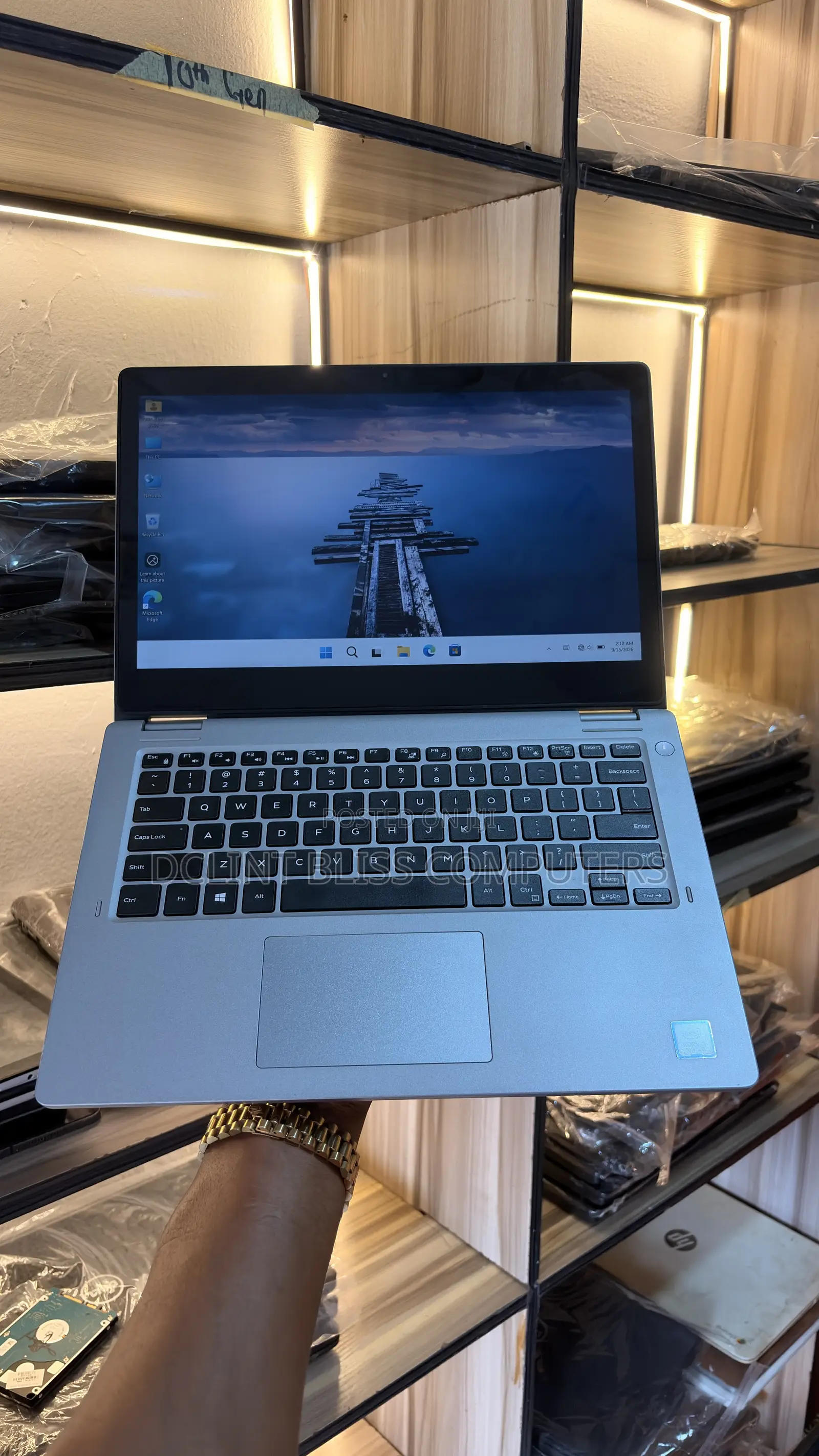 Laptop Dell Latitude 3310 2-in-1 8GB Intel Core i3 SSD 256GB