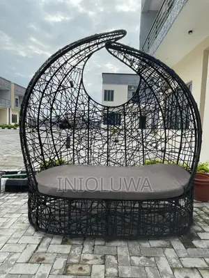 Black Rattan Outdoor Daybed With Canopy