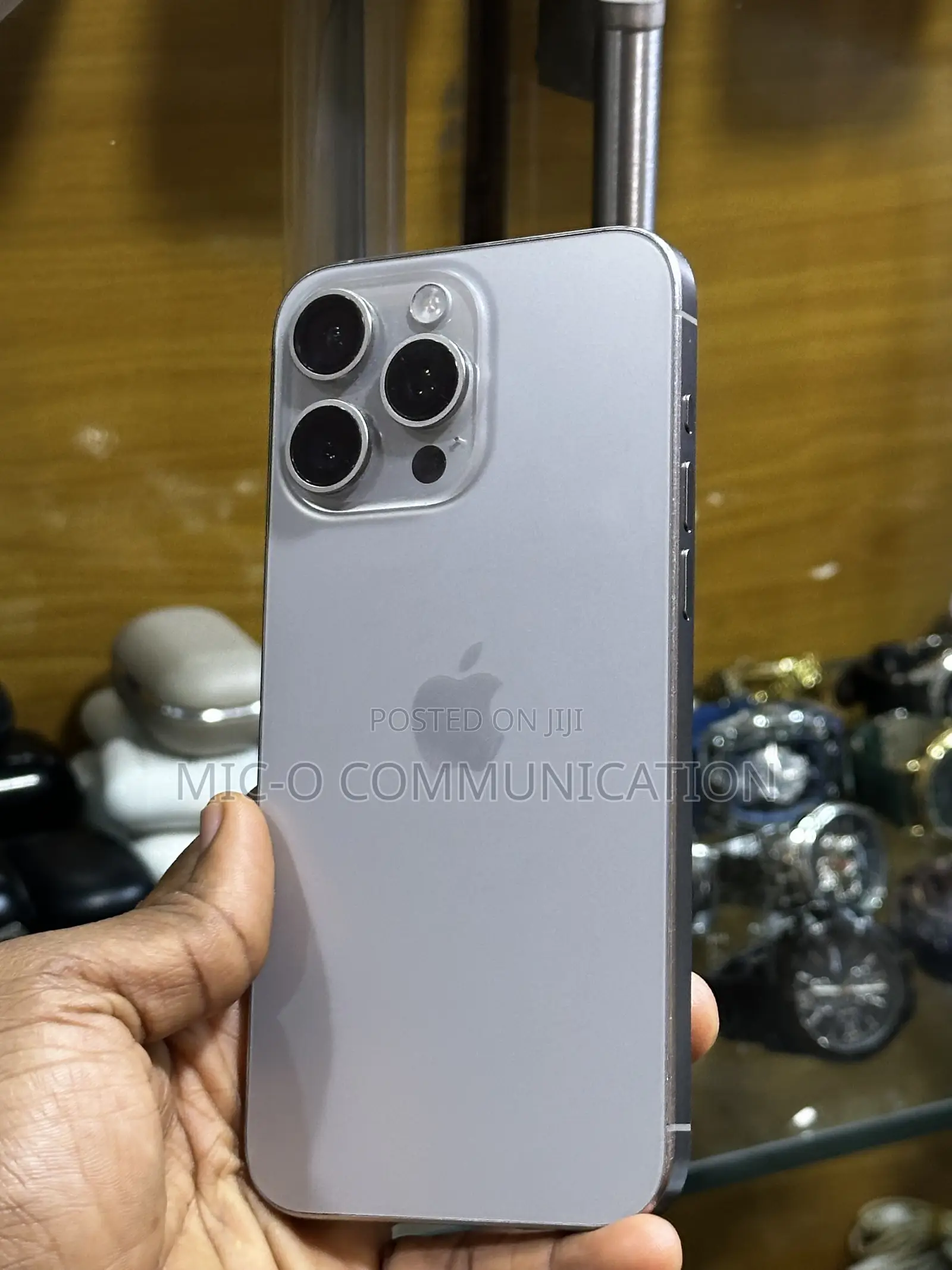 Apple iPhone 15 Pro Max 256 GB Gray