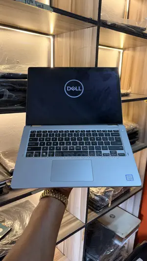 Laptop Dell Latitude 3310 2-in-1 8GB Intel Core i3 SSD 256GB