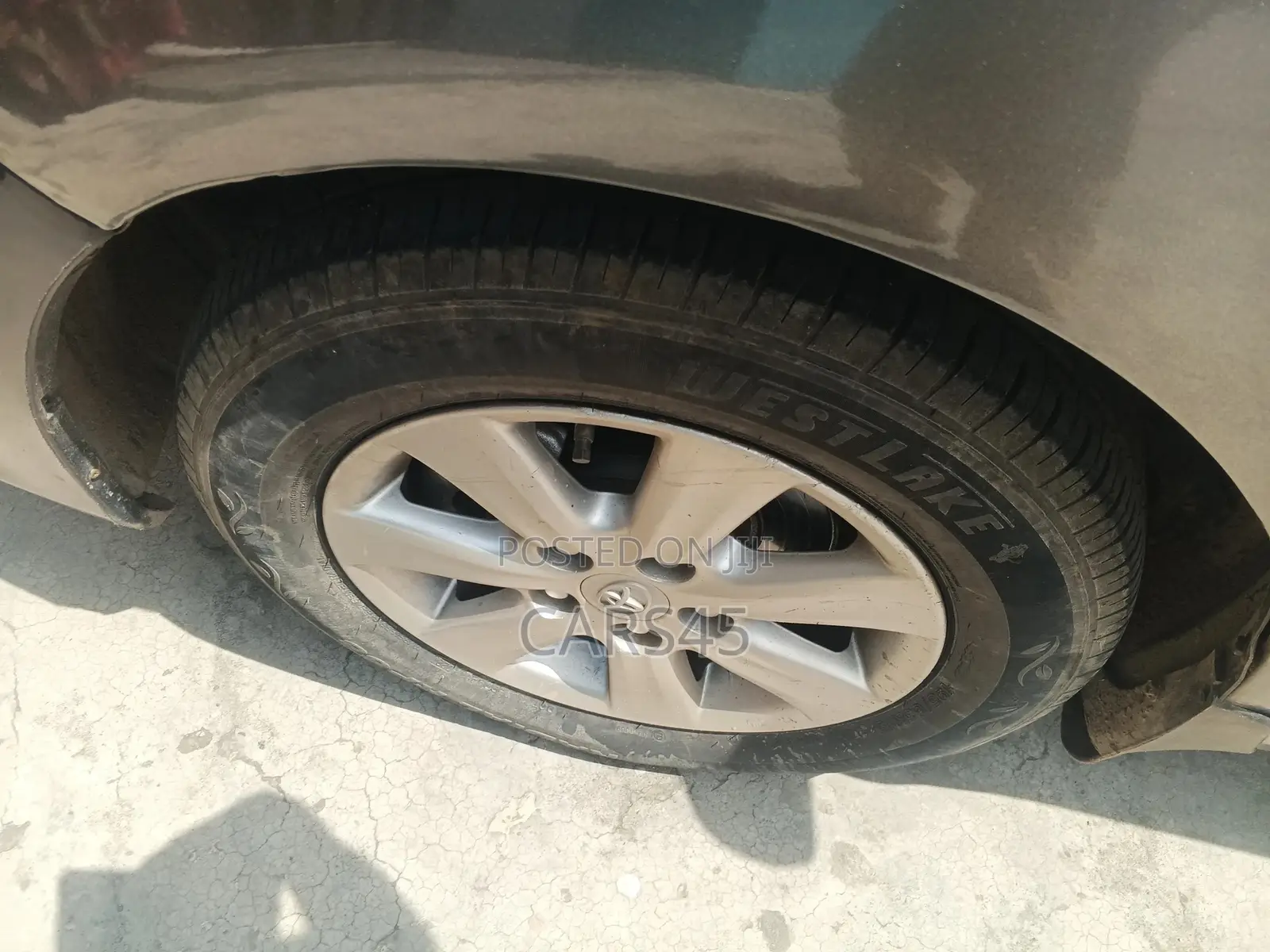 Toyota Corolla 2012 Gray
