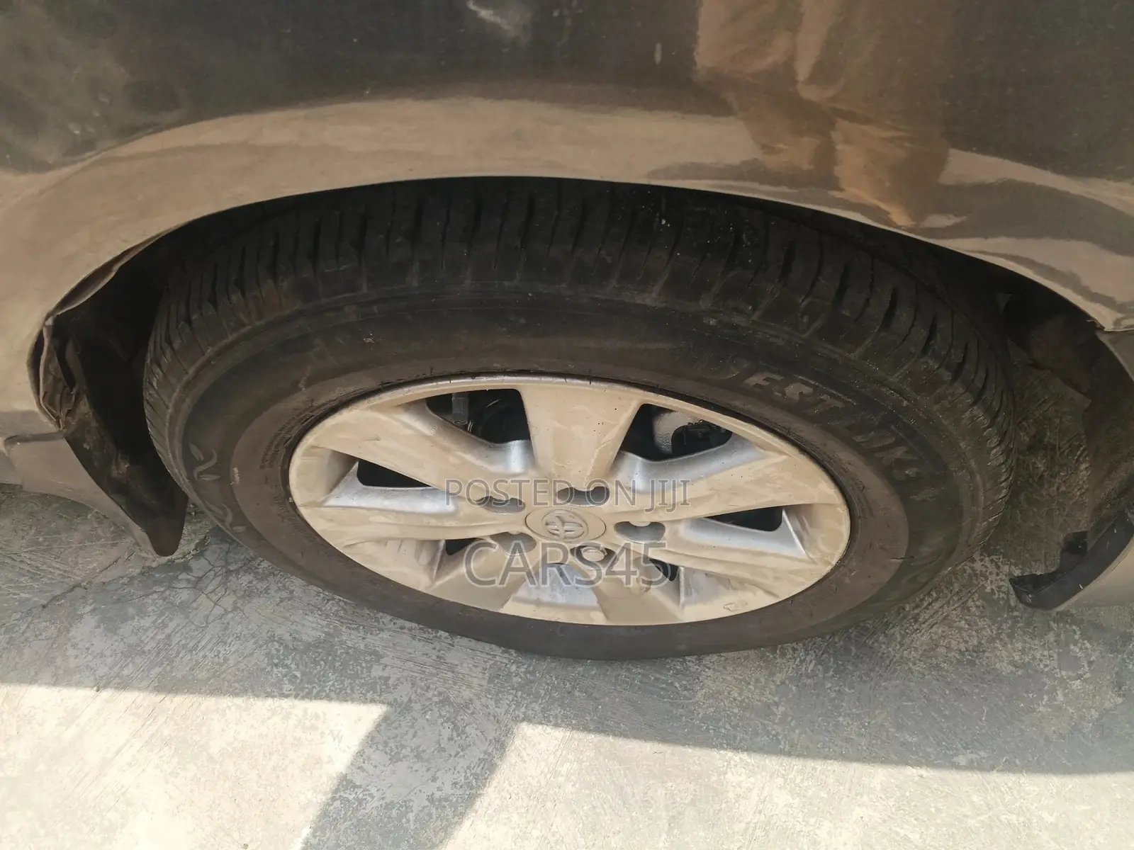 Toyota Corolla 2012 Gray