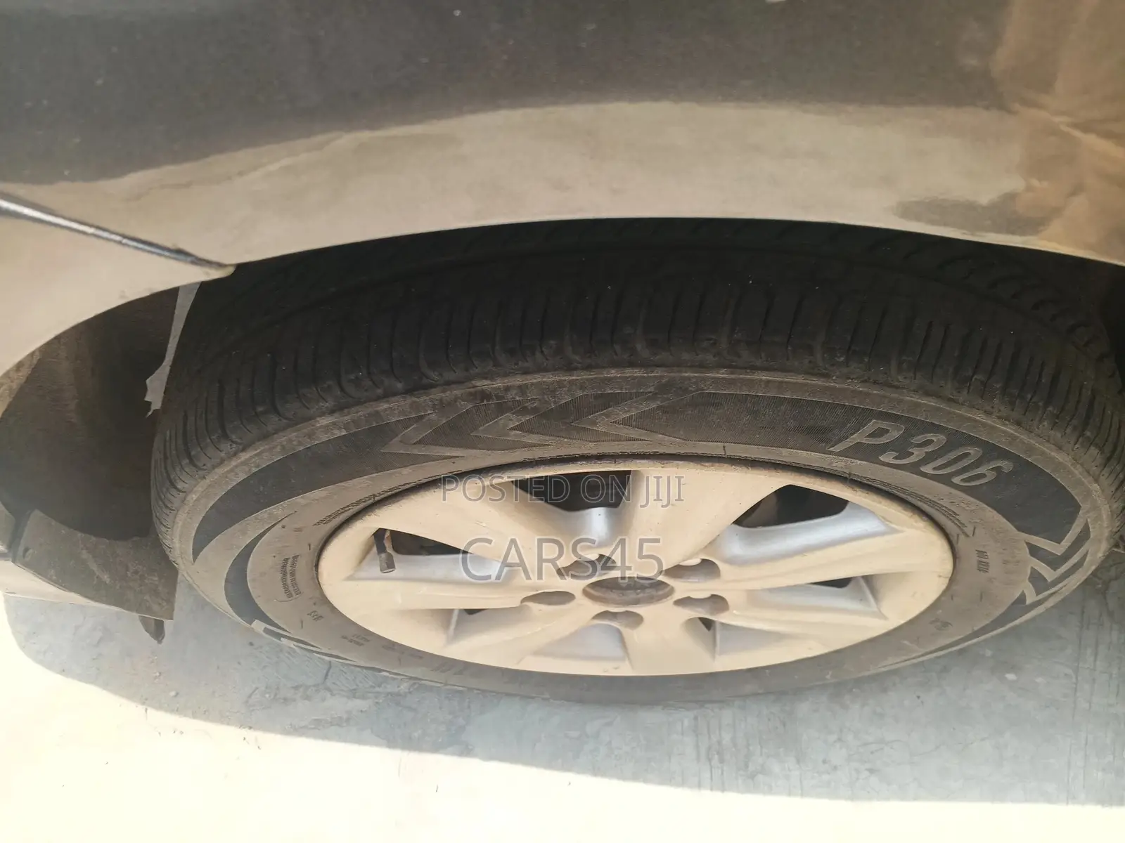 Toyota Corolla 2012 Gray