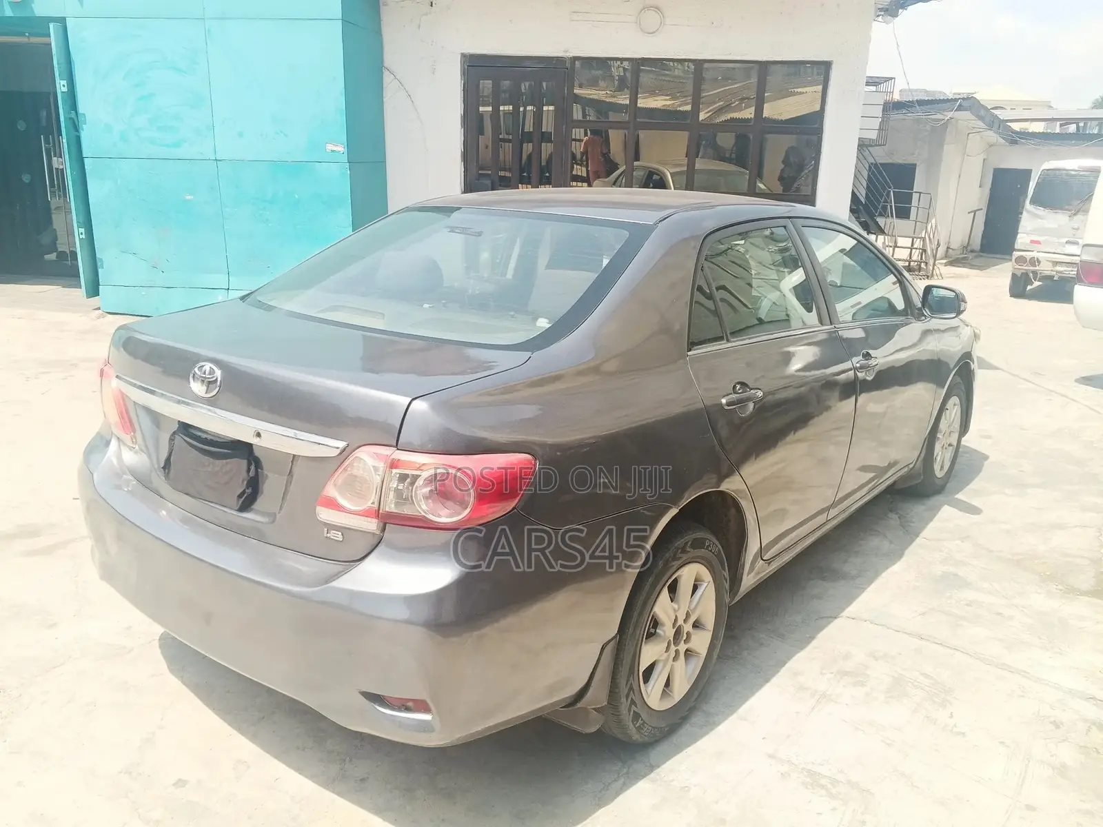 Toyota Corolla 2012 Gray