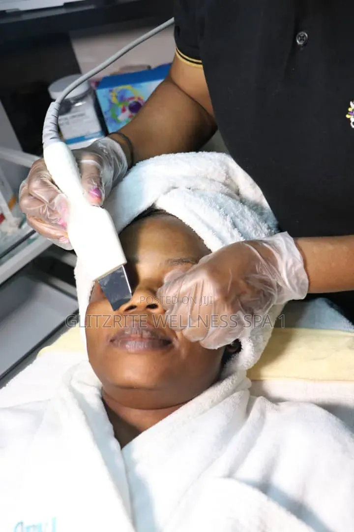 Glow Hydra Facial Services