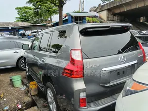 Lexus GX 460 Base 2013 Green