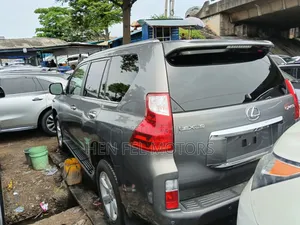 Lexus GX 460 Base 2013 Green