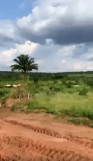 100 by 100ft Urgent Land for Sale