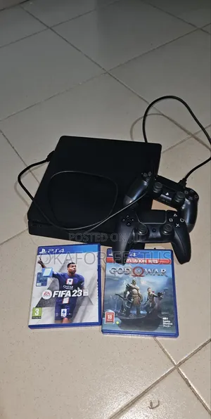Ps4 Slim (Not Hacked)