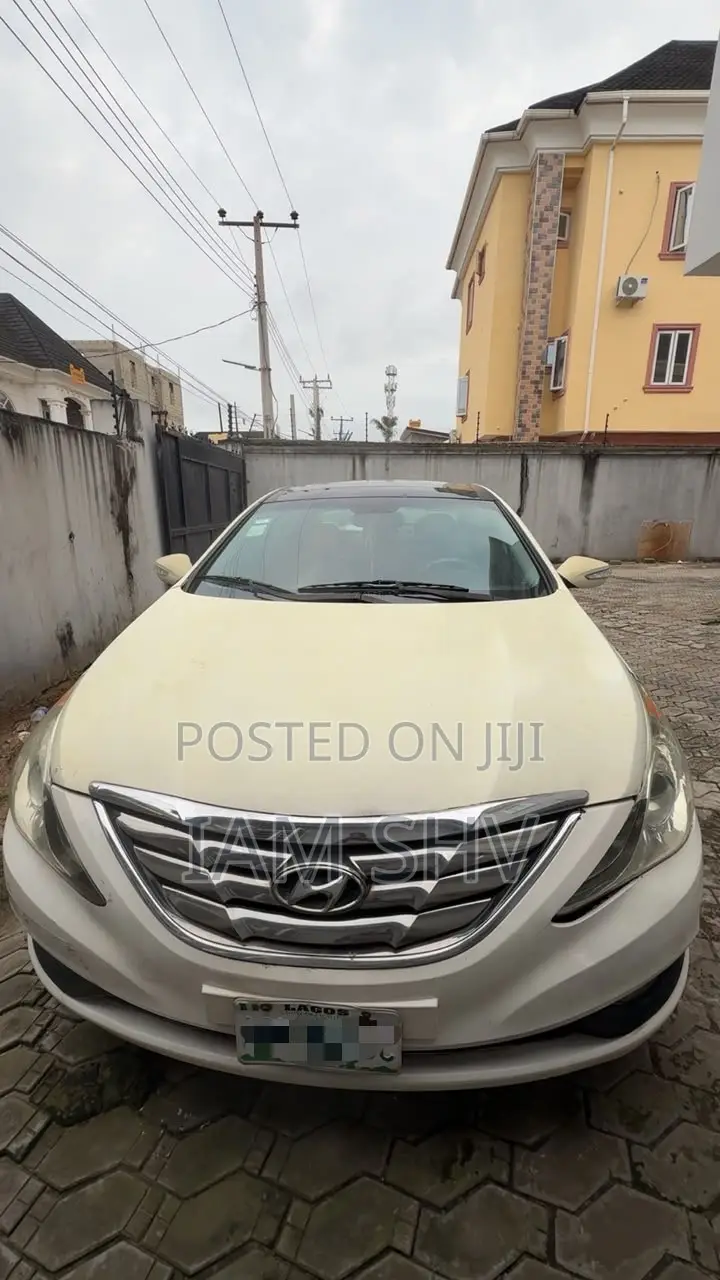 Hyundai Sonata 2012 White