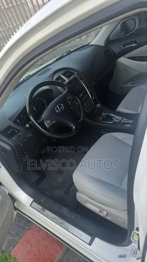 Lexus ES 2012 White