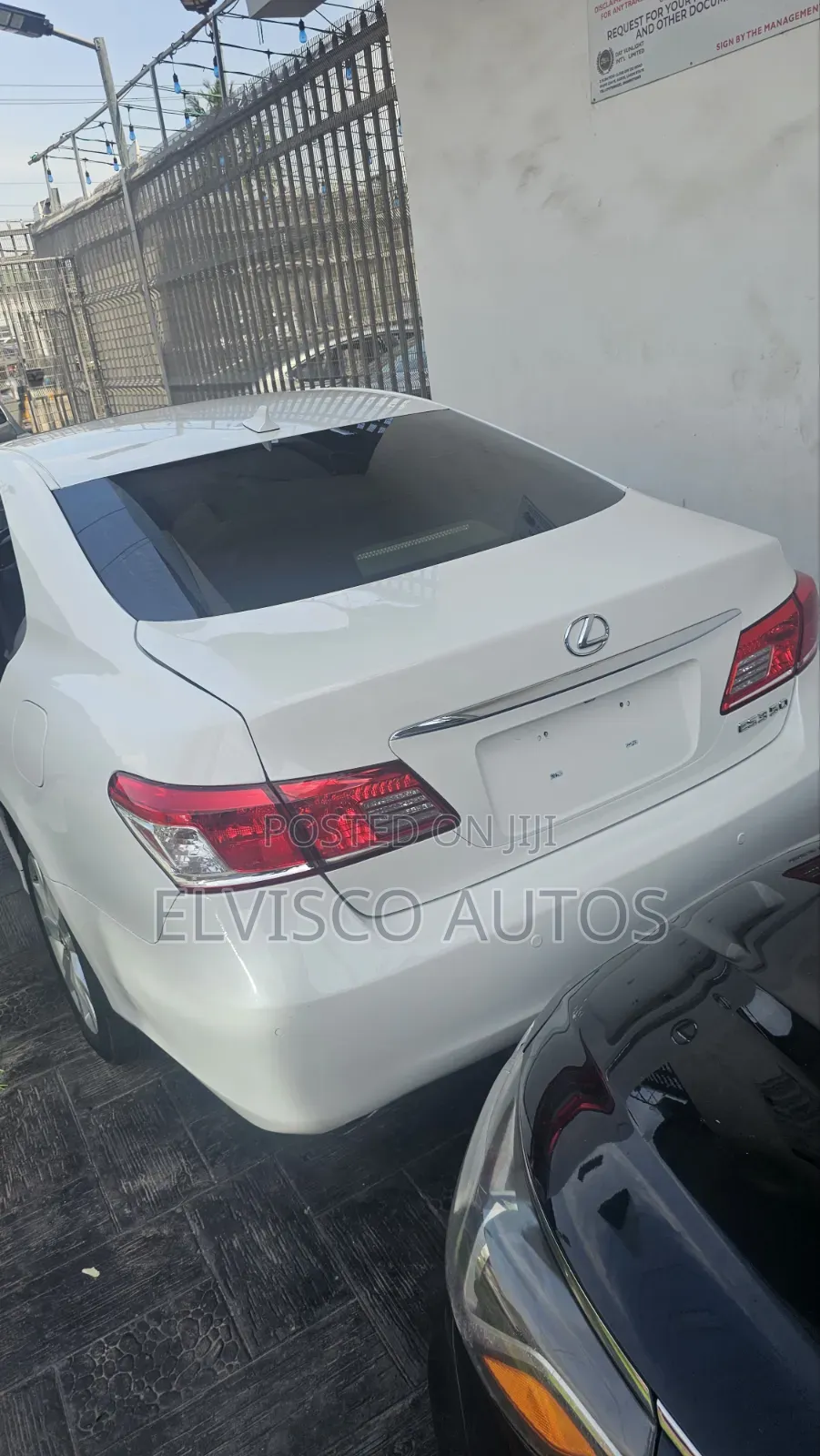 Lexus ES 2012 White