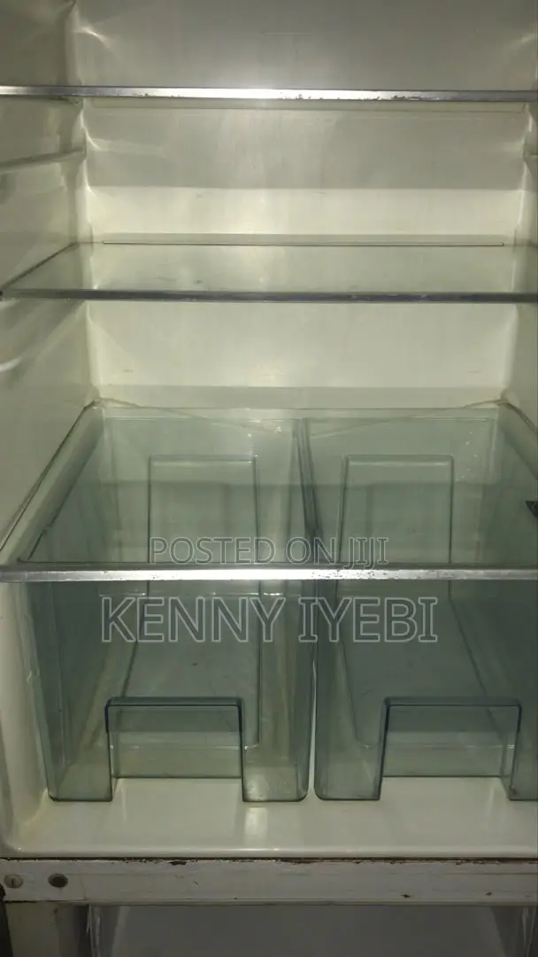 330liter AEG Double Door Fridge Up for Grabs