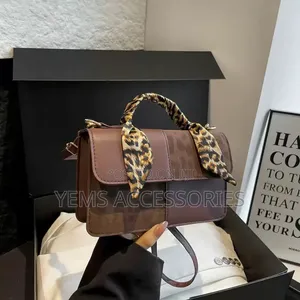 Luxury Hand Bag Paired With Mini Fan