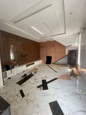Studio Apartment in Ikota for rent