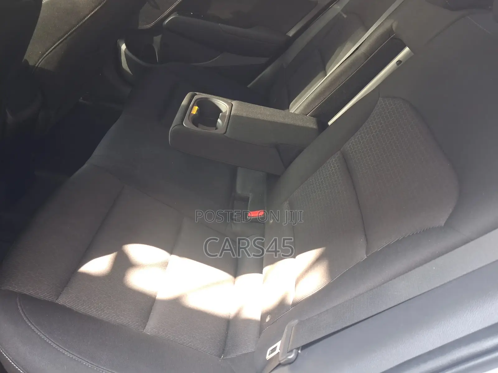 Hyundai Elantra 2017 Silver