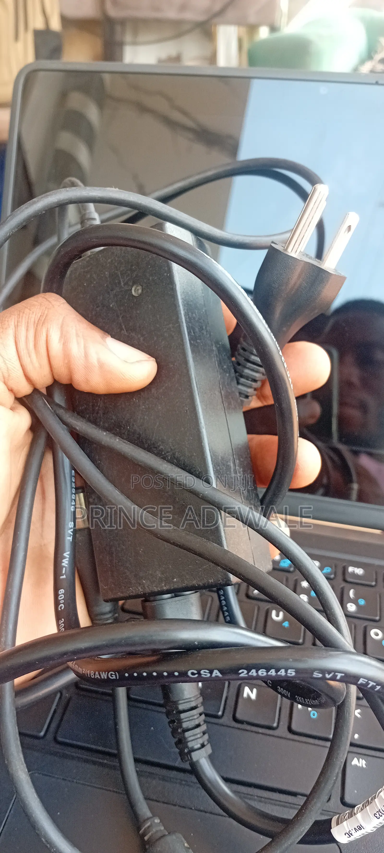 Follow Come DELL Big Pin Charger