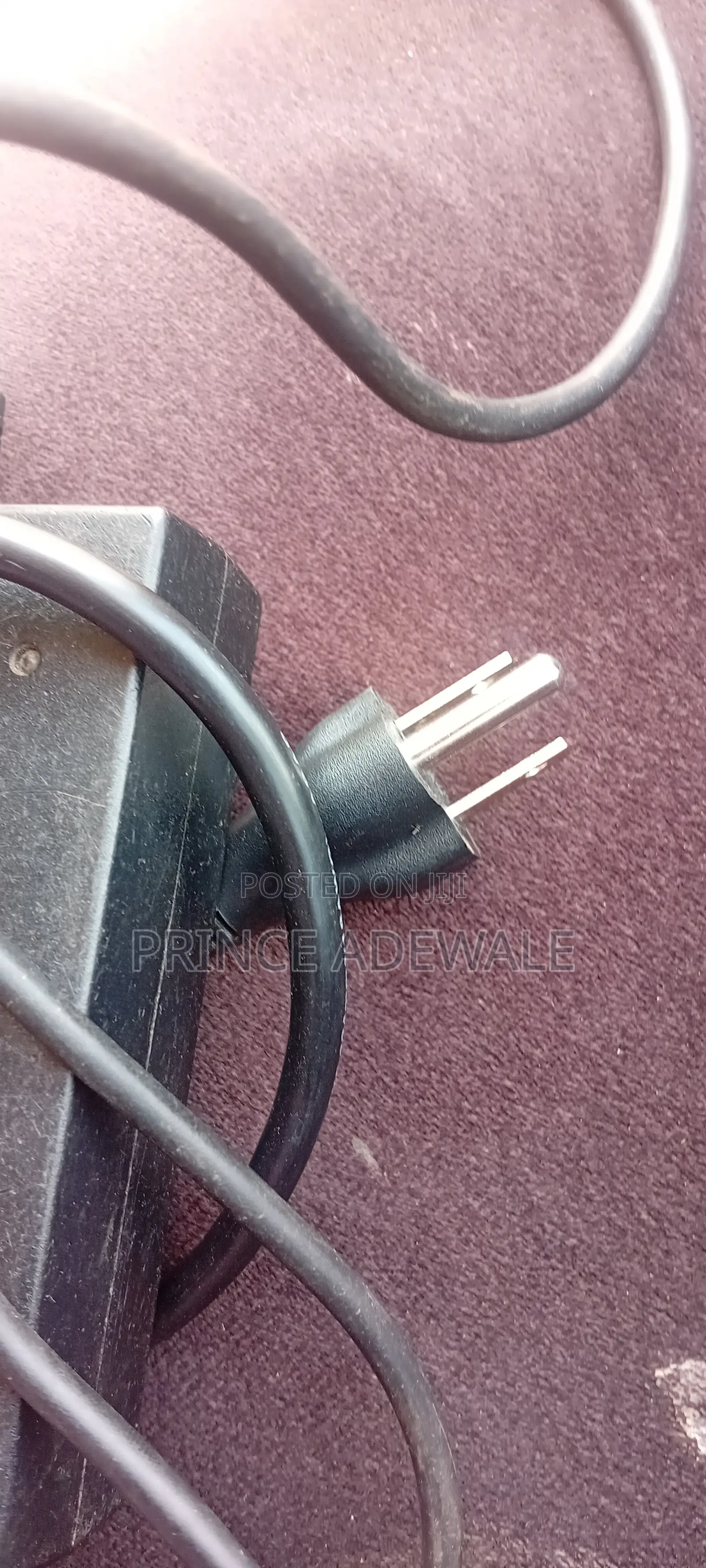 Follow Come DELL Big Pin Charger