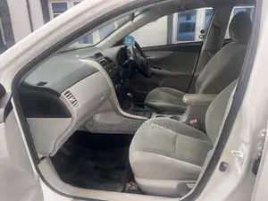 Toyota Corolla 2013 White