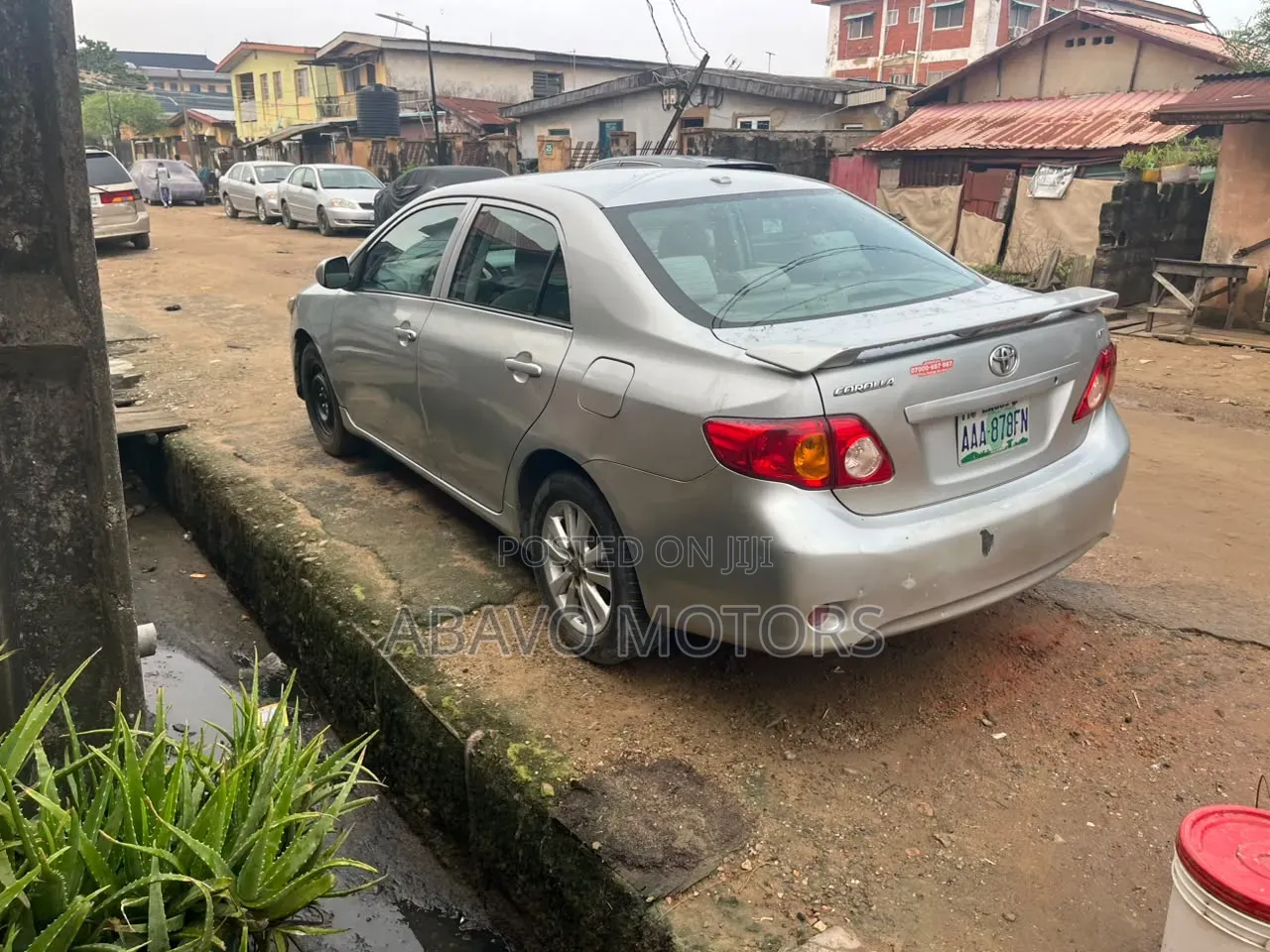 Toyota Corolla 2010 Gold