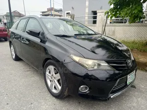 Toyota Auris 2013 Black