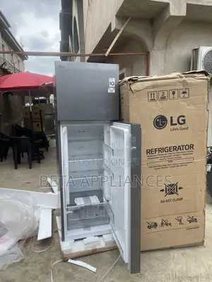 LG 287L Home and Kitchen Fridge