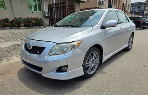 Toyota Corolla 2009 Silver