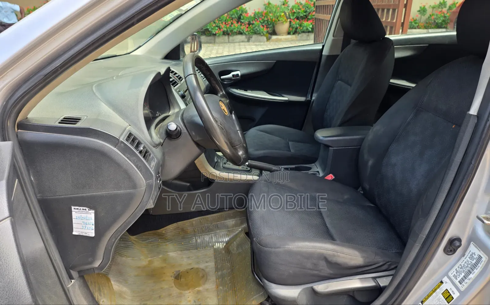 Toyota Corolla 2009 Silver