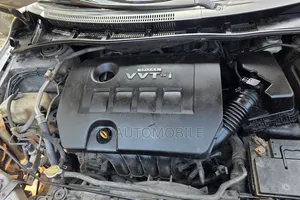 Toyota Corolla 2009 Silver