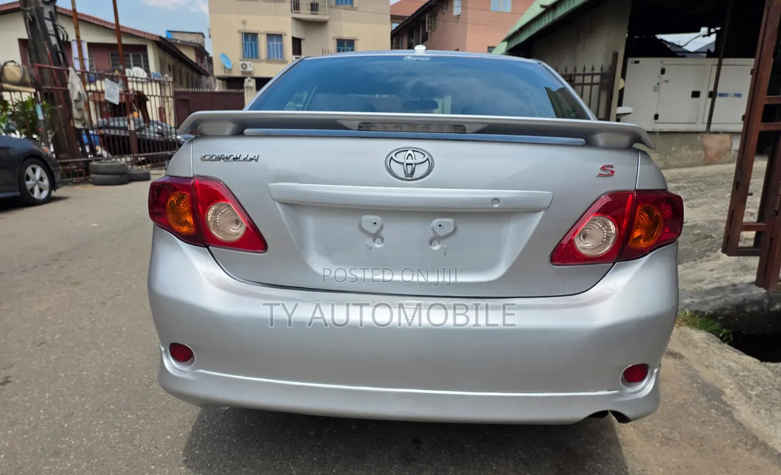 Toyota Corolla 2009 Silver
