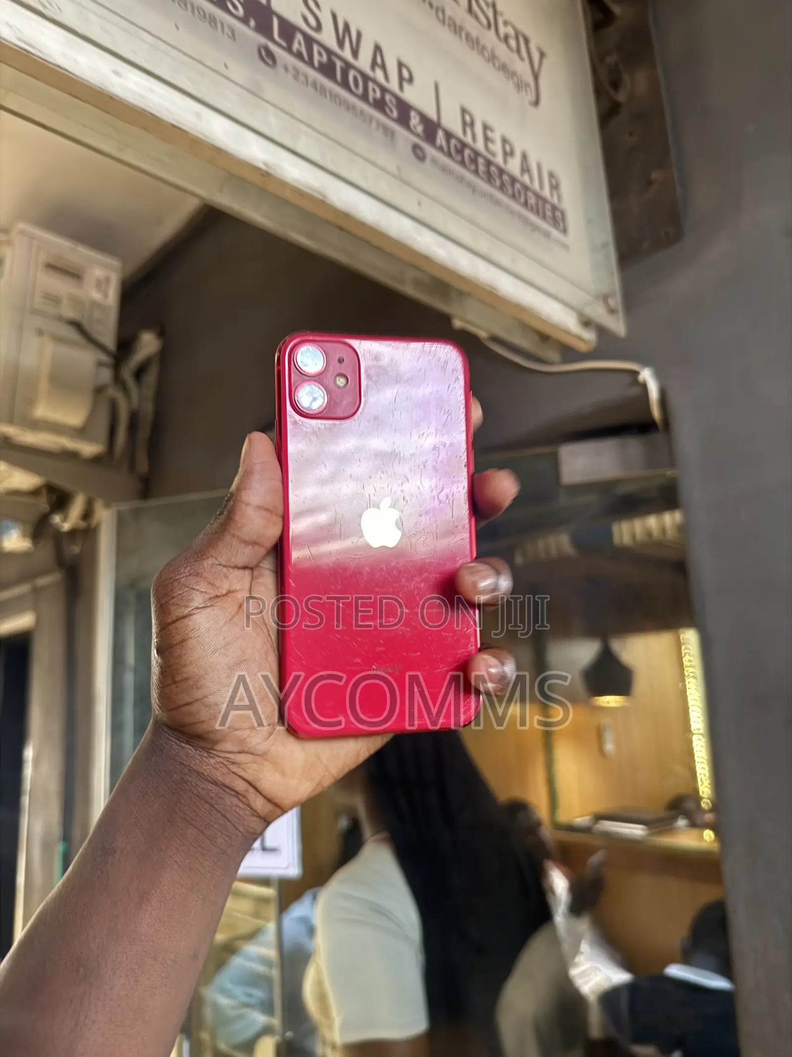 Apple iPhone 11 64 GB Red