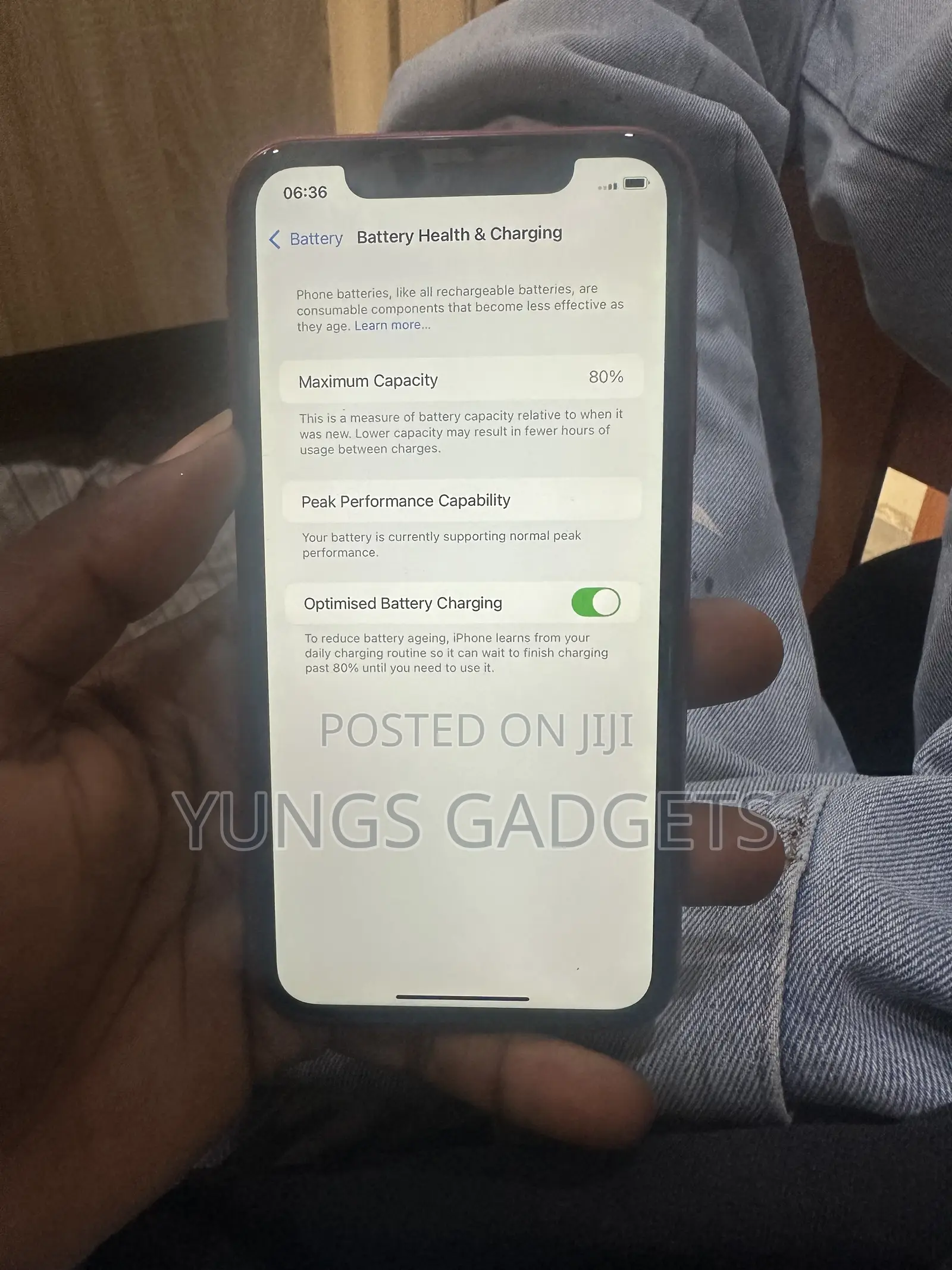 Apple iPhone XR 64 GB Red