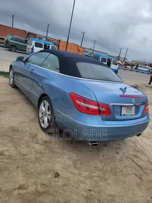 Mercedes-Benz E350 Base 2dr Cabriolet (3.5L 6cyl 7A) 2011 Blue